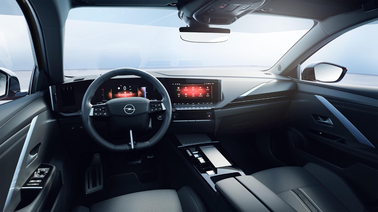 Vista interior de un Opel Astra con Pure Panel
