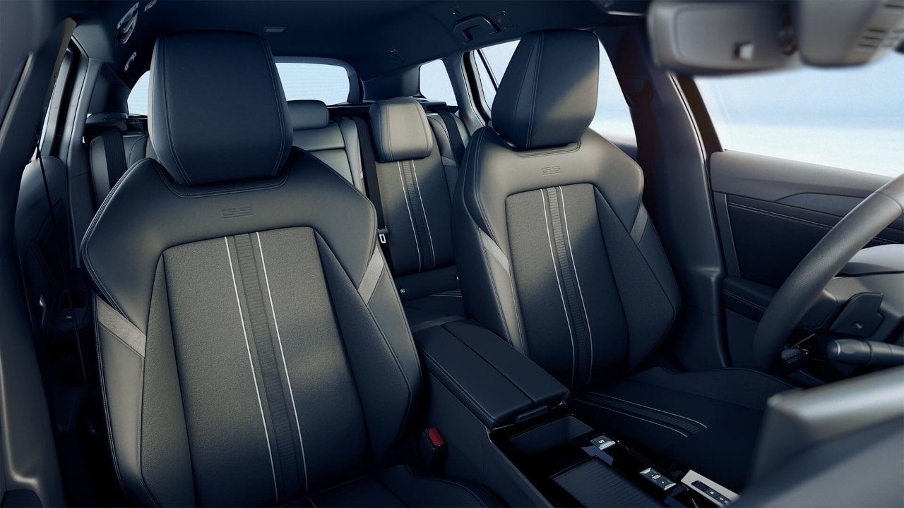 Vista de los asientos delanteros del interior del Nuevo Opel Astra Sports Tourer